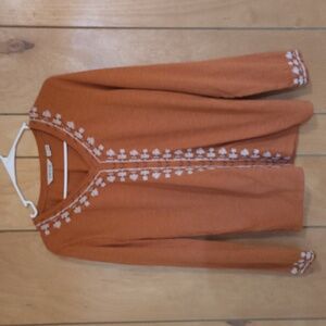 Orvis Women's Rust Embroidered Long Sleeve Top